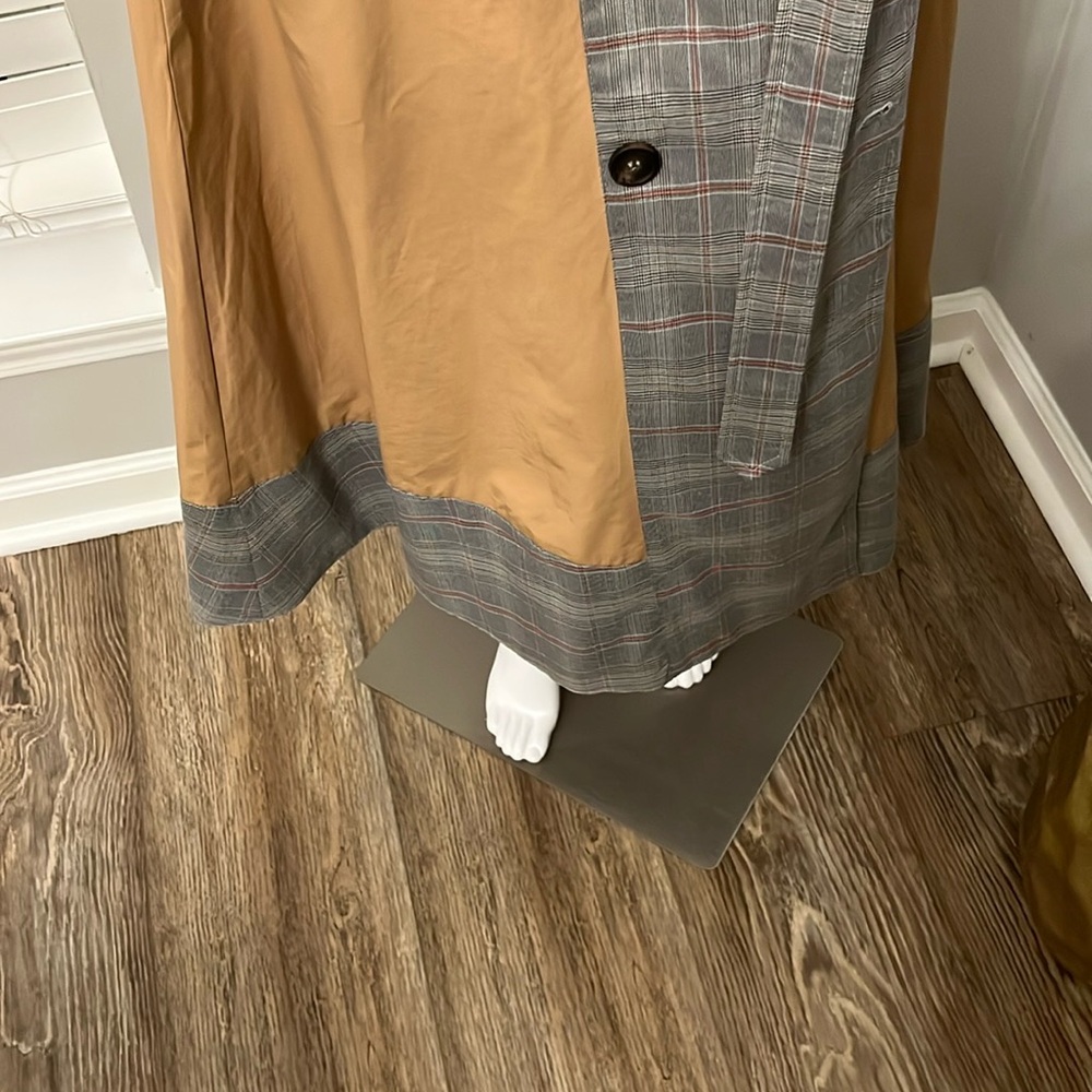 TOV Plaid and Tan Statement Skirt Size S - Picture 4 of 6